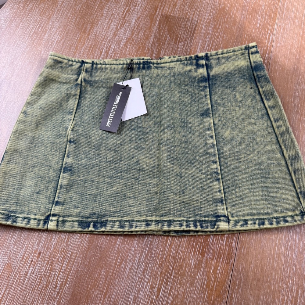 NWT PrettyLittleThing 4 Green Tint Vintage Wash Low Rise Mini Denim Skirt Wicked